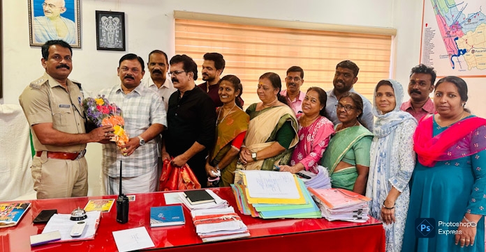 രാഷ്ട്രപതി അവാർഡ് നേടിയ ACP പ്രേമാനന്ദ കൃഷ്ണന് ഗുരുവായൂർ നഗരസഭ UDF പാർലമെന്റ് പാർട്ടി ആദരിച്ചു- Guruvayoor