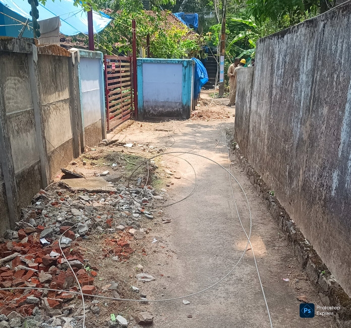 ഗുരുവായൂരിൽ വൈദ്യുതി കമ്പി പൊട്ടി വീണ് വൻ ദുരന്തം തലനാരിഴയ്ക്ക് ഒഴിവായി- Guruvayoor ഗുരുവായൂരിൽ വൈദ്യുതി കമ്പി പൊട്ടി വീണ് വൻ ദുരന്തം തലനാരിഴയ്ക്ക് ഒഴിവായി- Guruvayoor