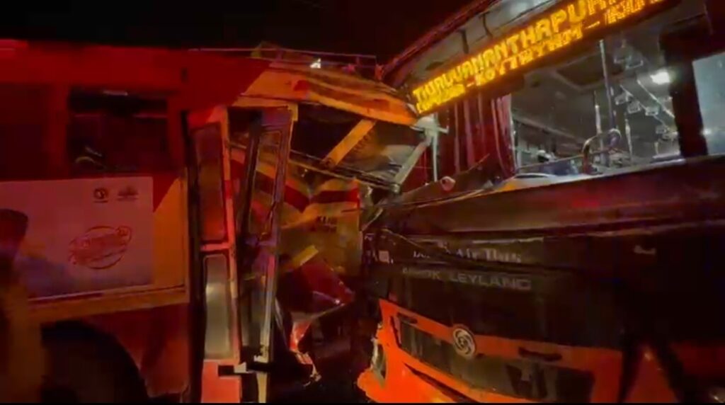 കെ.എസ്.ആർ.ടി.സി ബസ്സുകൾ കൂട്ടിയിടിച്ച് 20 പേർക്ക് പരിക്ക്