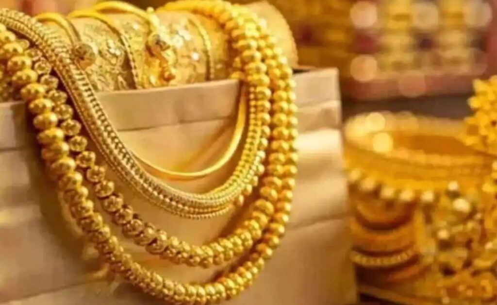 സ്വർണവിലയില് ഇന്ന് വീണ്ടും ഇടിവ് സ്വർണവിലയില് ഇന്ന് വീണ്ടും ഇടിവ്