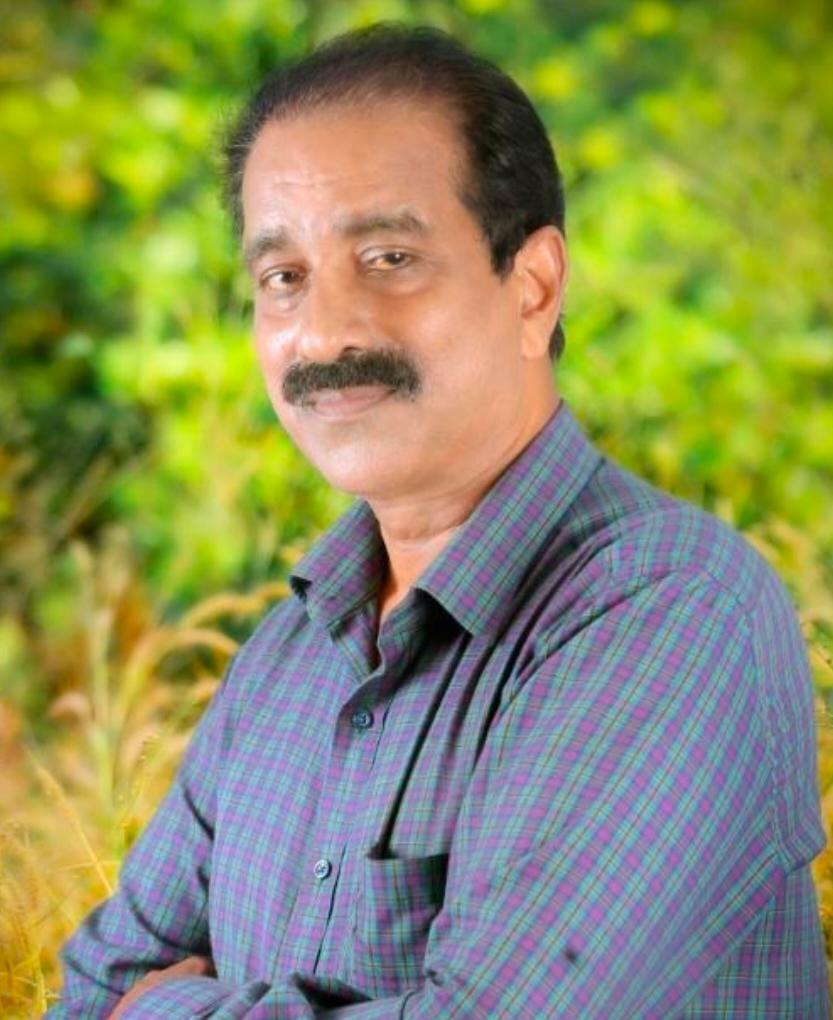 ടോറസ് ലോറിയും ബൈക്കും കൂട്ടിയിടിച്ച് ബൈക്ക് യാത്രികൻ മരിച്ചു