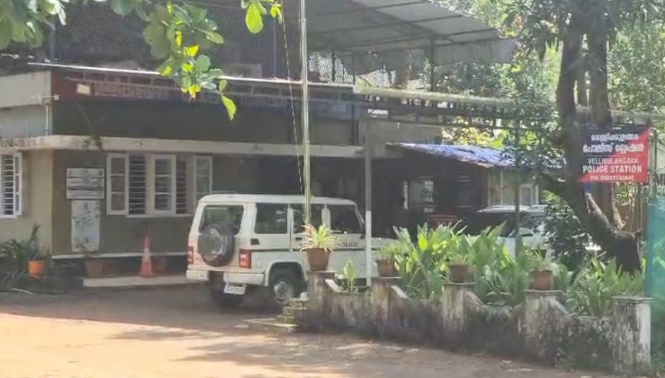 മറ്റത്തൂർ വാസുപുരം മഹാവിഷ്ണു ക്ഷേത്രത്തിൽ മോഷണം;വിഗ്രഹത്തിൽ ചാർത്തിയ സ്വർണ്ണമാലയും വെള്ളിയും കവർന്നു