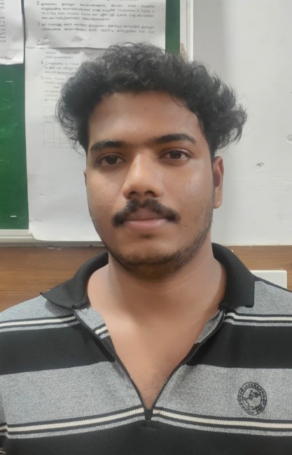 ഓട്ടോറിക്ഷയും ബൈക്കും തല്ലിപ്പൊളിച്ച കേസിലെ പ്രതി അറസ്റ്റിൽ