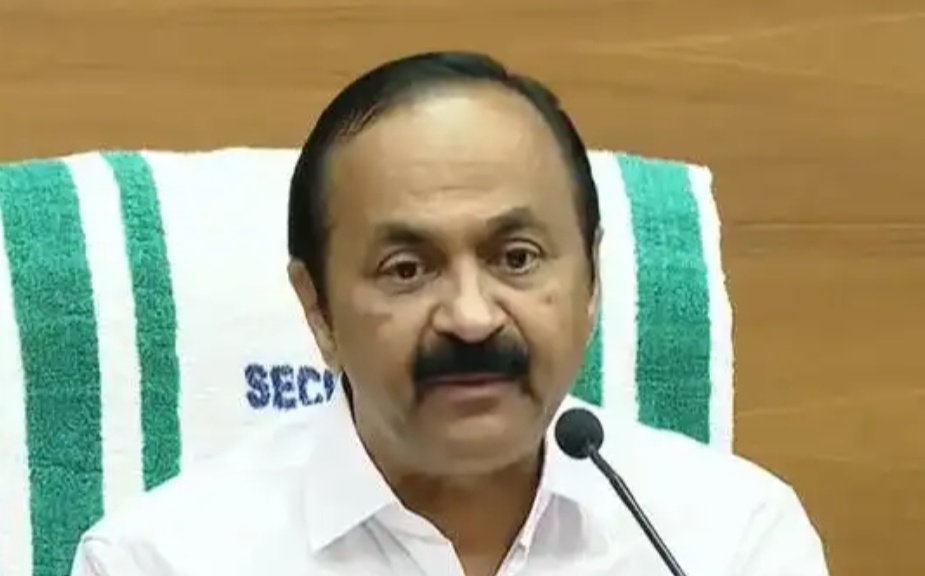 2 ​ഗ്യാരന്റികൾ ഉടൻ‍; വയോജനങ്ങൾക്കായി പ്രത്യേക വകുപ്പ്, സ്ത്രീകള്‍ക്ക് കെഎസ്ആര്‍ടിസിയിൽ സൗജന്യയാത്ര ജൂണ്‍ 15 മുതല്‍; മുഖ്യമന്ത്രി വി ഡി സതീശൻ