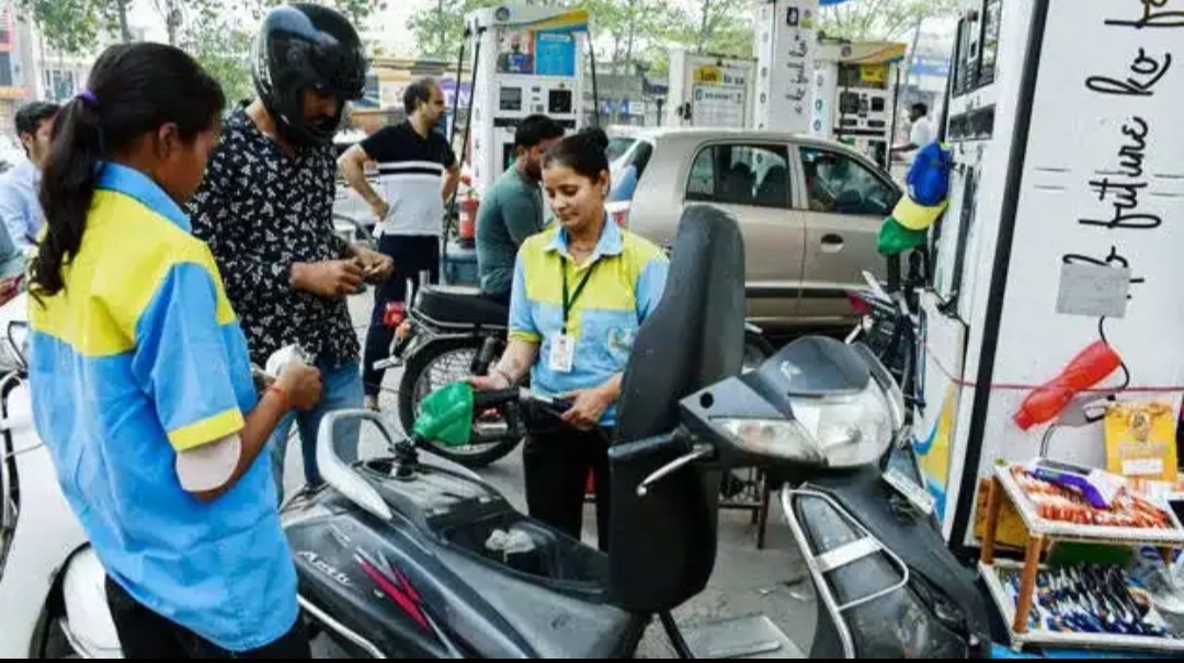 രാജ്യത്ത് വീണ്ടും ഇന്ധനവില വര്‍ദ്ധിപ്പിച്ചു; നാല് ദിവസത്തിനിടെ കൂട്ടുന്നത് രണ്ടാം തവണ