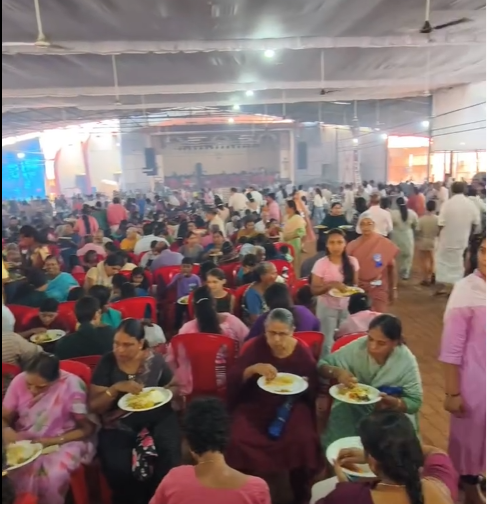 ഭക്തിനിർഭരമായി ഇരിങ്ങാലക്കുട സെൻ്റ് തോമസ് കത്തീഡ്രലിലെ ദുക്റാന ഊട്ടുതിരുനാൾ