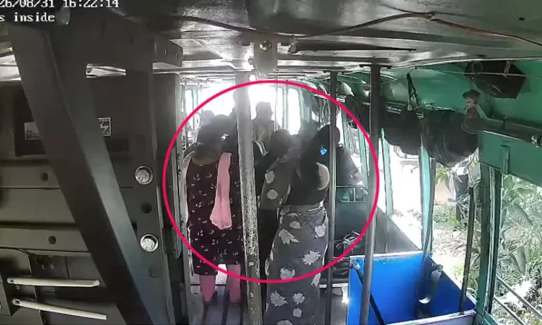 Aluva bus dispute