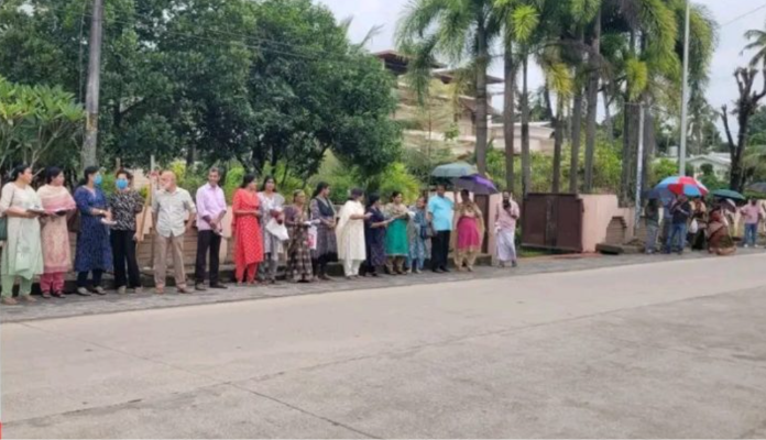 ഇരിങ്ങാലക്കുട നഗരസഭ ചെയർമാൻ്റെ വസതിയുടെ മുന്നിലേക്ക് വ്യാപിപ്പിച്ച് ടൗൺ ബാങ്ക് നിക്ഷേപകർ