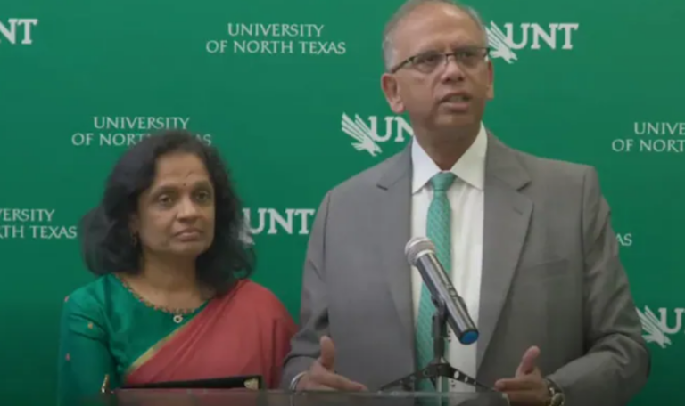 Indian-origin couple US donation
