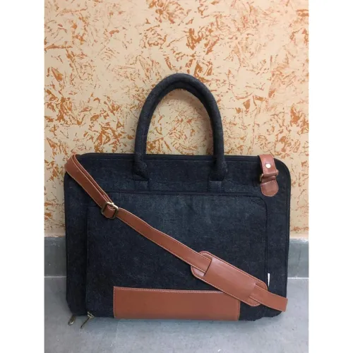 OON Laptop Bag 15 Inch Smart Black Felt external size 16.1 inch OON Laptop Bag 15 Inch Smart Black Felt external size 16.1 inch
